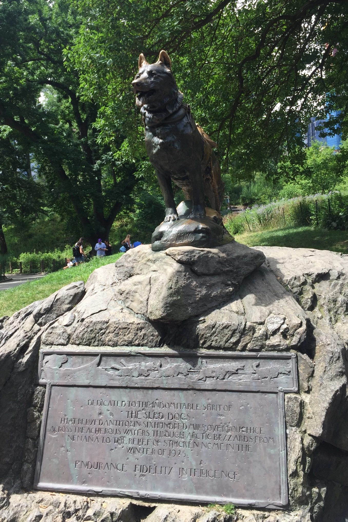 Balto's monument, New York (by Camilla D'Angelo) - 02.jpeg